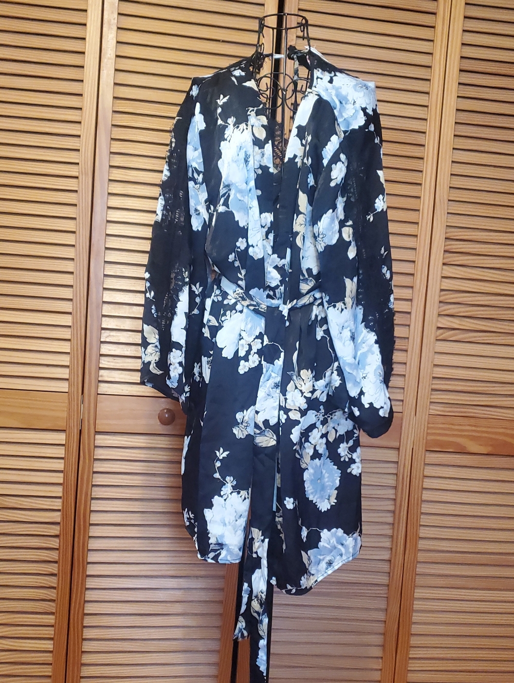 Dress Forum Black, White and Pale Blue Floral Satin Kimono